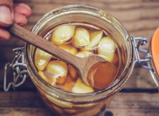 Beli luk i med recept, iskustva i rezultati za mršavljenje, imunitet, holesterol beli luk med